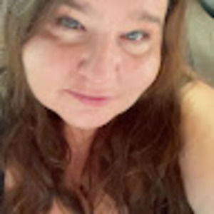 Meet your Posher, Avaree